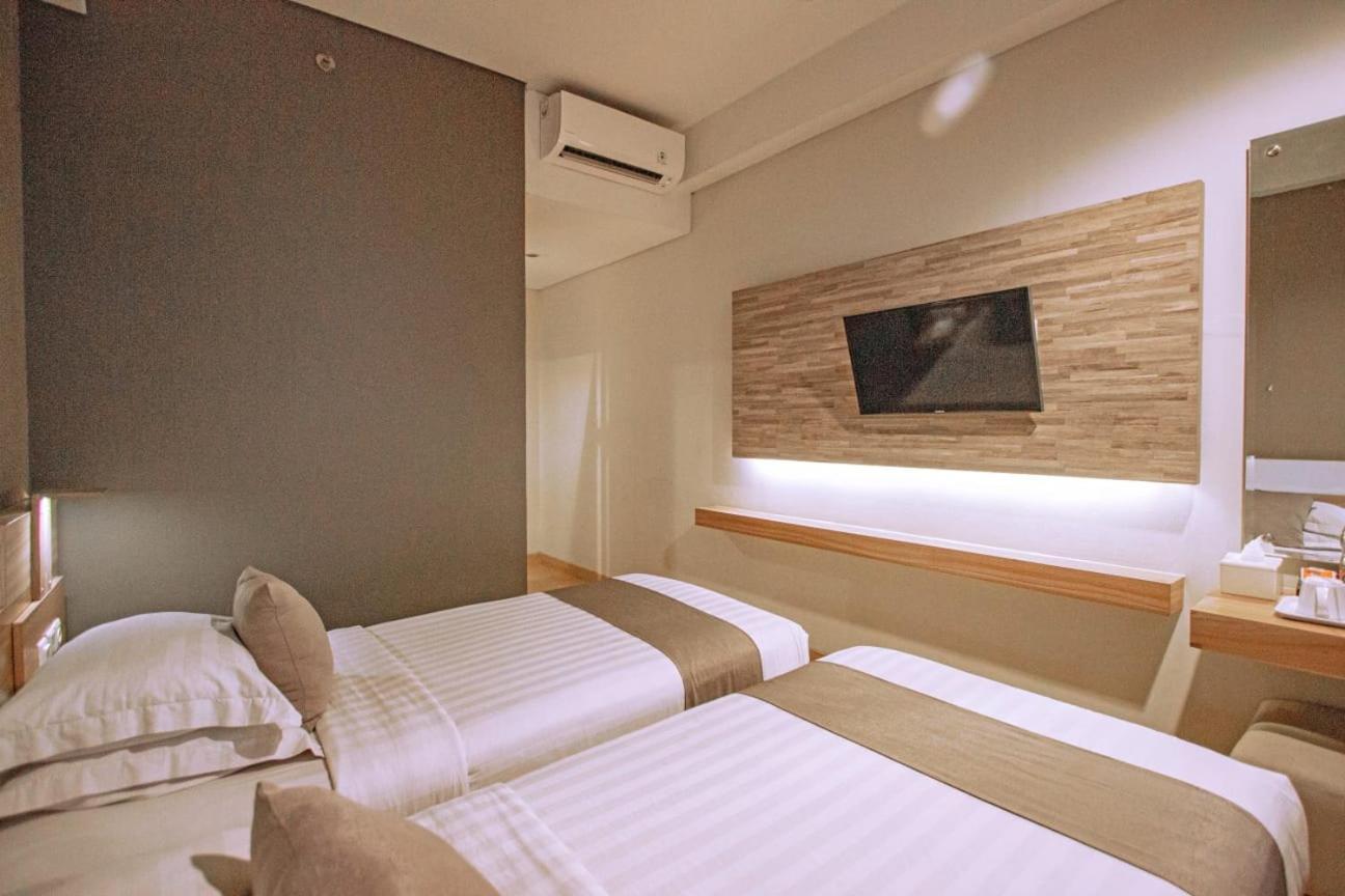 Hotel Fortunagrande Seturan Yogyakarta Maguwo المظهر الخارجي الصورة